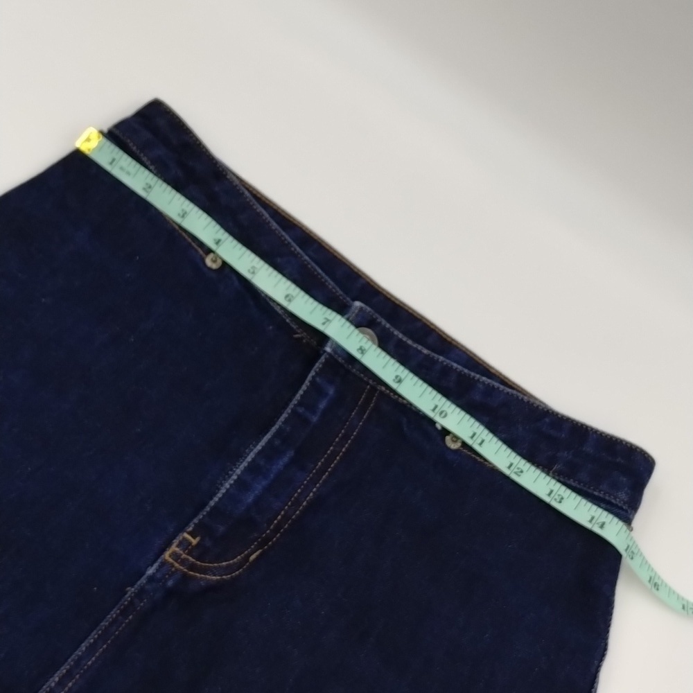 GAP Stretch Knees Length Denim Skirt Size 6 with Split - Picture 5 of 9